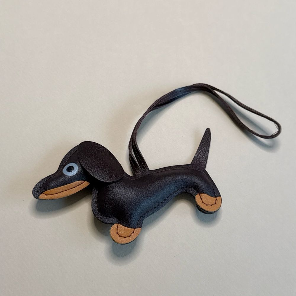 Stylish Black and Tan Dog Key Holder S1062 - Picture 2 of 3